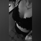 Hot Mommy🍑 🧡 avatar