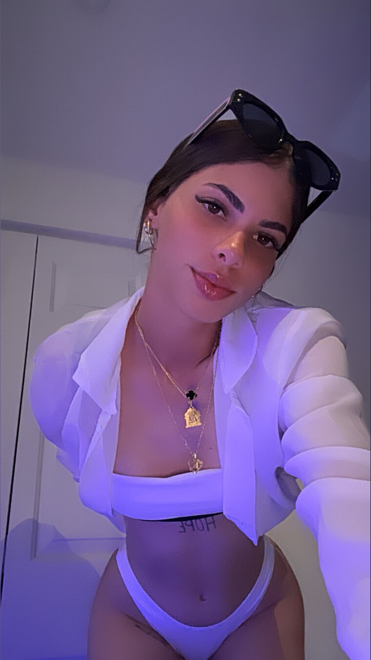 Katheryn Rodríguez Colina cover image