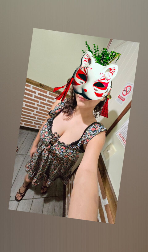 8Friskymeows8 cover image