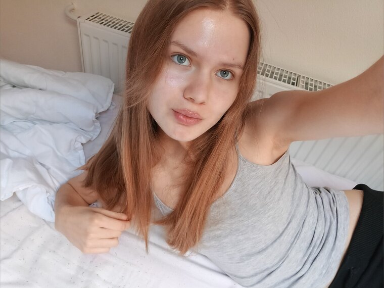 Amalia✨ cover image
