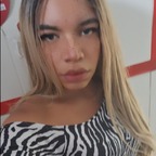 Ella, a bonequinha avatar