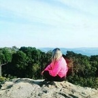 Adara Azevedo avatar