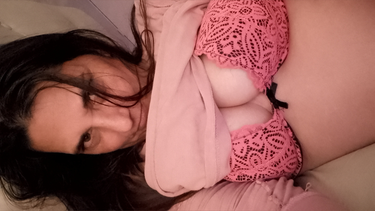💋ADRIANA SEXY MOMMY💋 cover image
