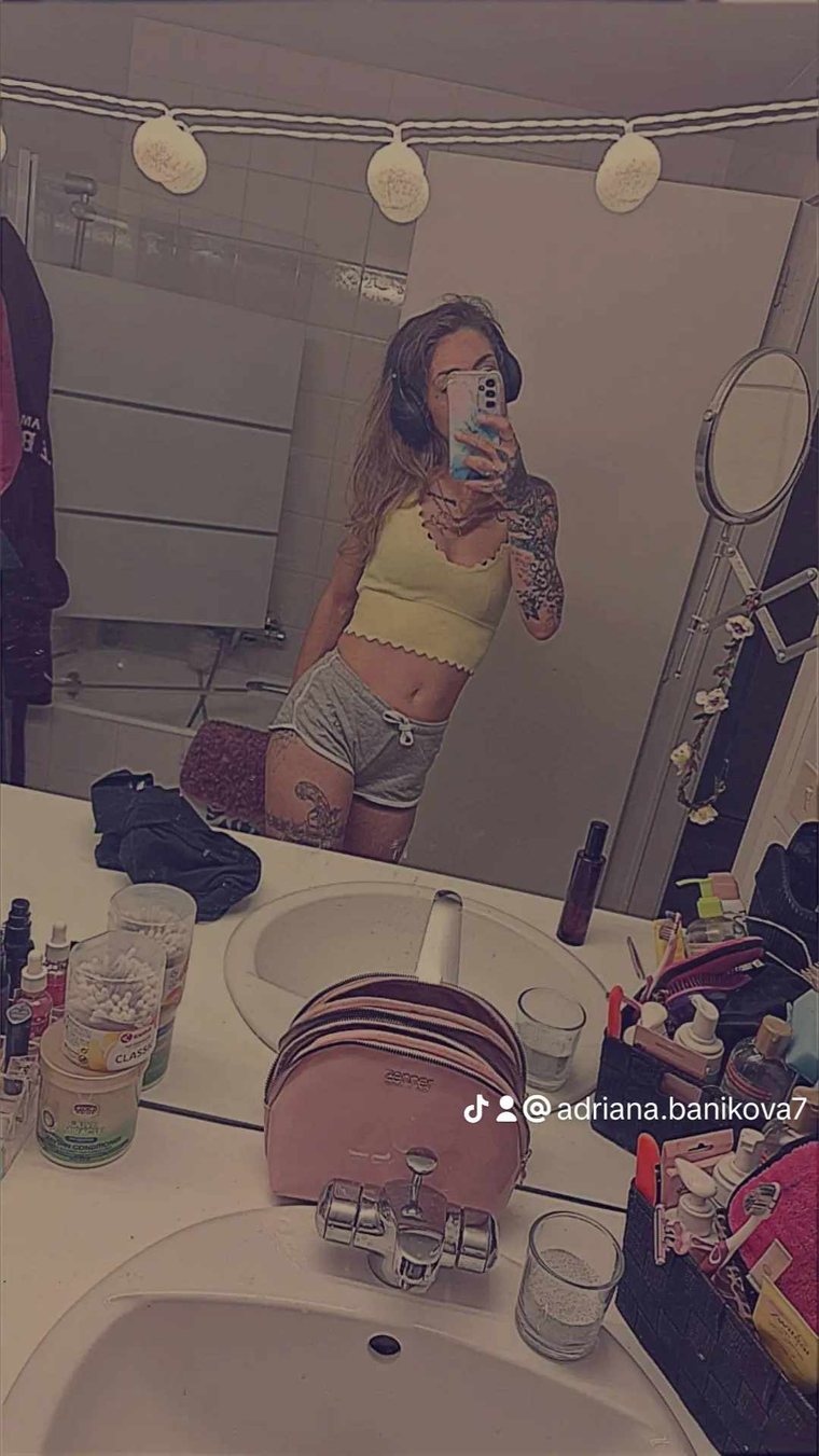 AdriiOfficial cover image