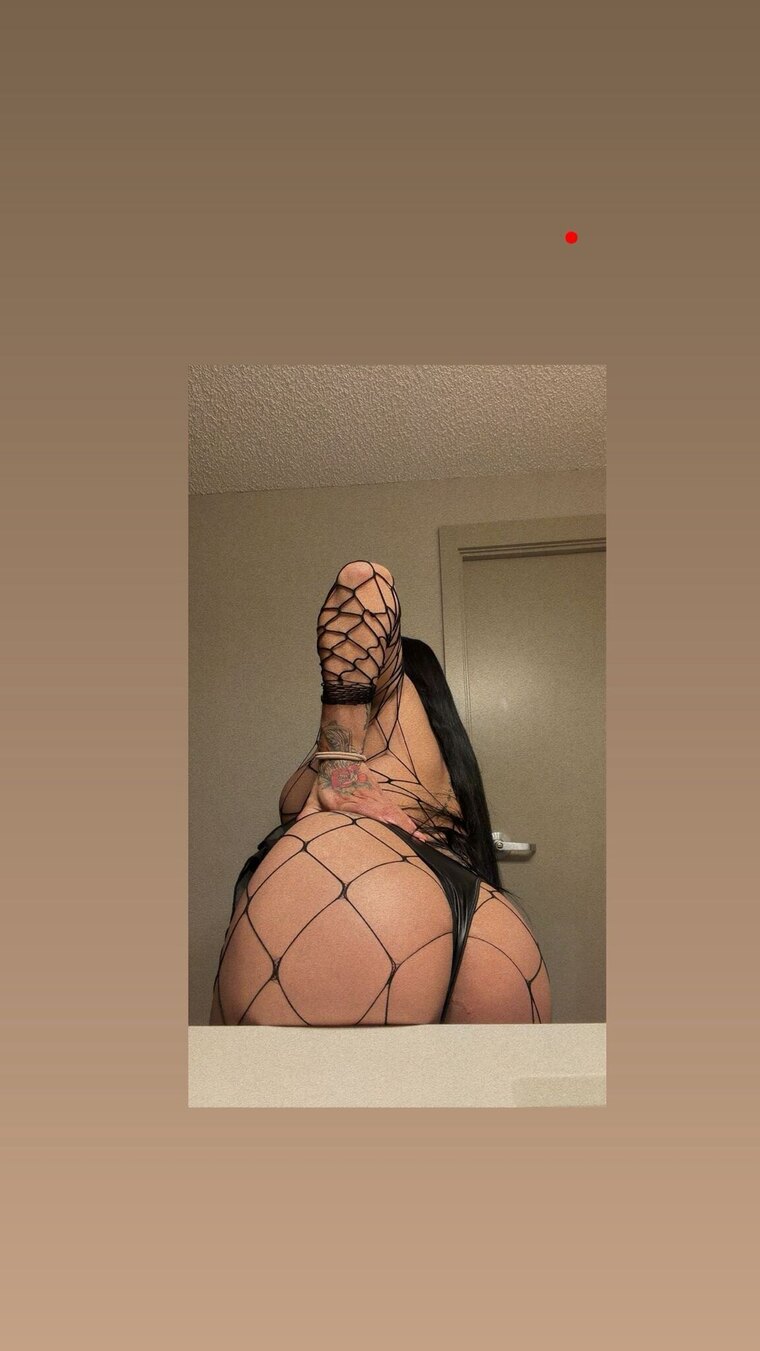 Africa Daleyza Sanchez Hernandez cover image