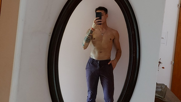 Agustín🍆 cover image