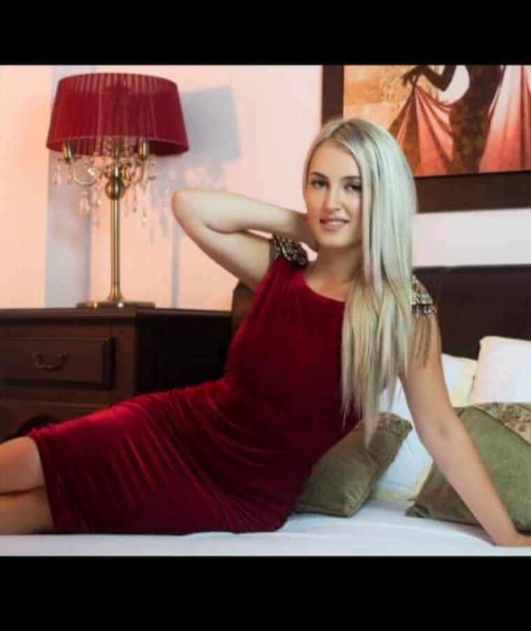 BlondeAngel👁️ banner image