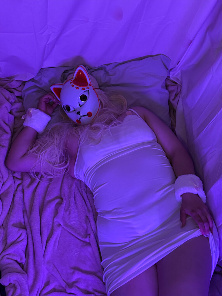 AkemiYourGF cover image