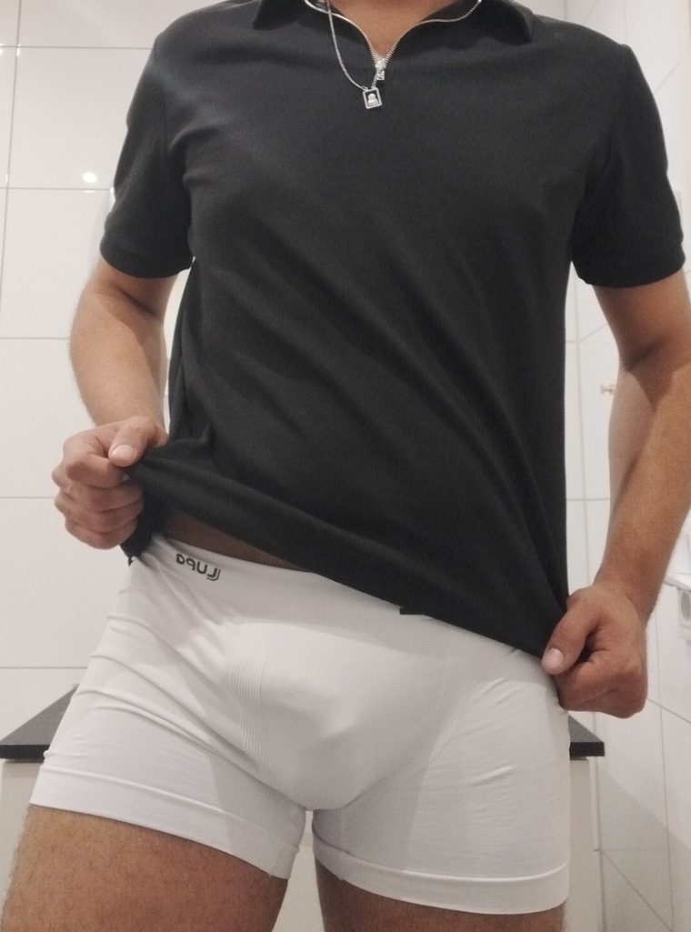 Gabriel Andrade cover image
