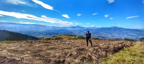ALEXANDER CEDEÑO cover image