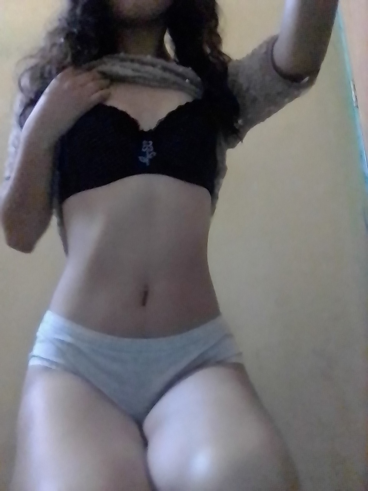 Alejandra Rodríguez banner image
