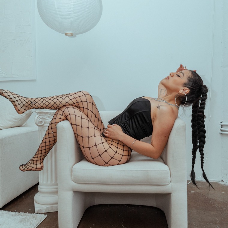 Alezia Mia cover image