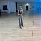 Alisha avatar