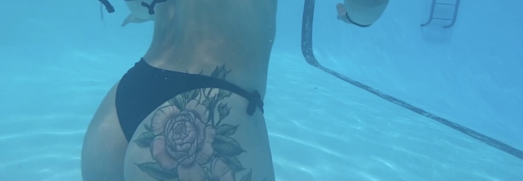 Alix Ro banner image