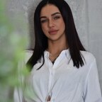 Mia avatar