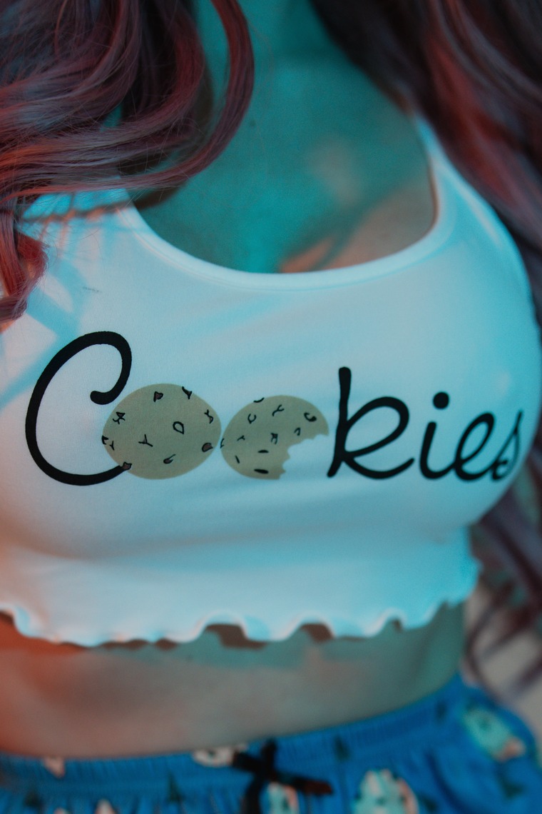 Allie Daines Free banner image