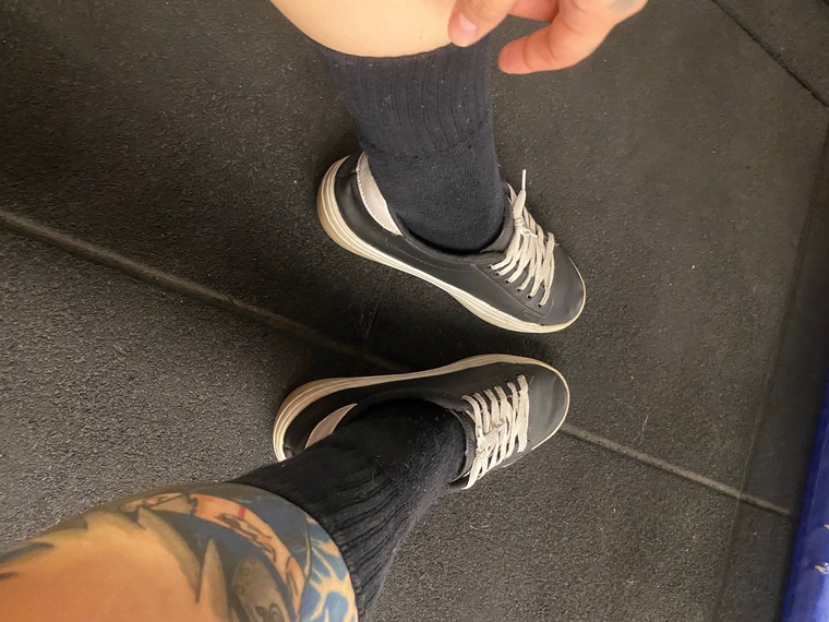 Alni Feet 공주 cover image