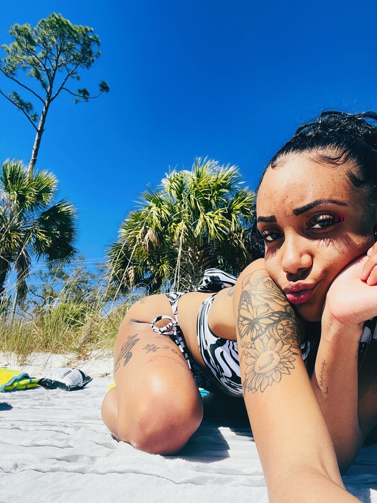 lyssa💗 banner image