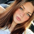 Amber Lee 🥰 avatar