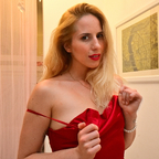 Amy Douxxx avatar