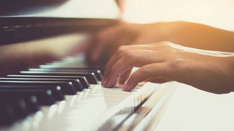 Clases de Piano cover image