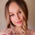 Angelina ⚧️ avatar