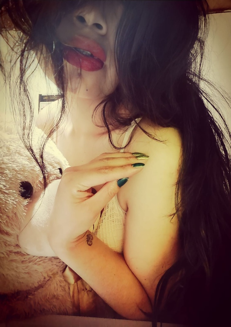 AngelineM banner image