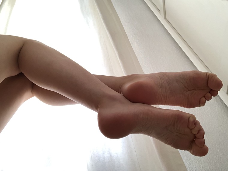 Angelita Feet banner image