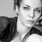 raluca avatar
