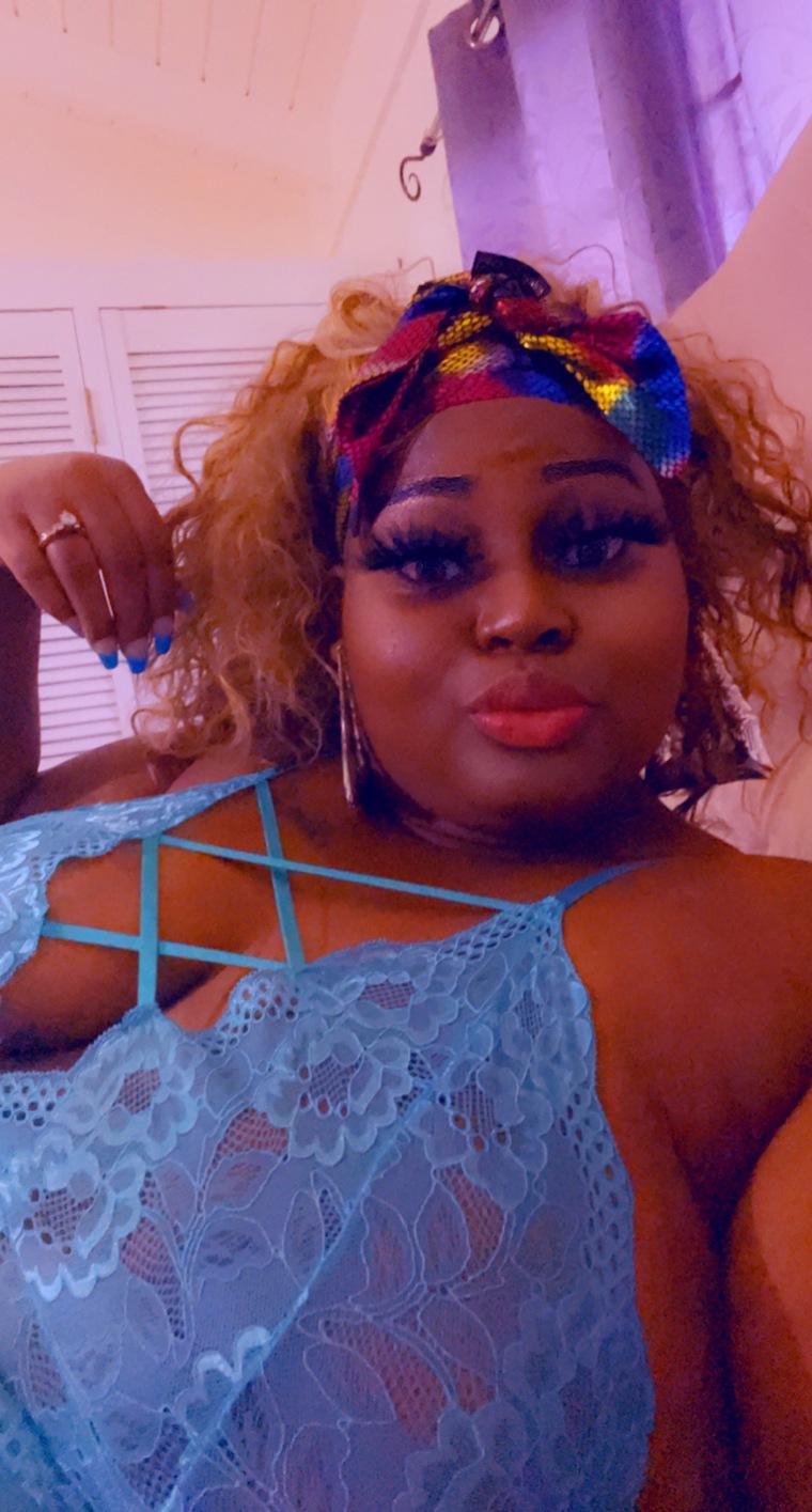 Angieelah❤️🥰😋💦 cover image