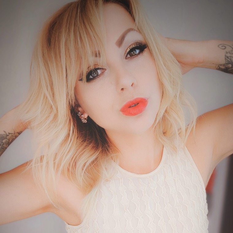 Anita 🤗 cover image