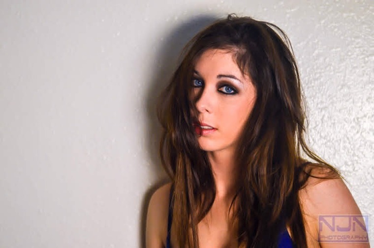 Anna Rae banner image