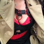 Playful Anna Marie avatar