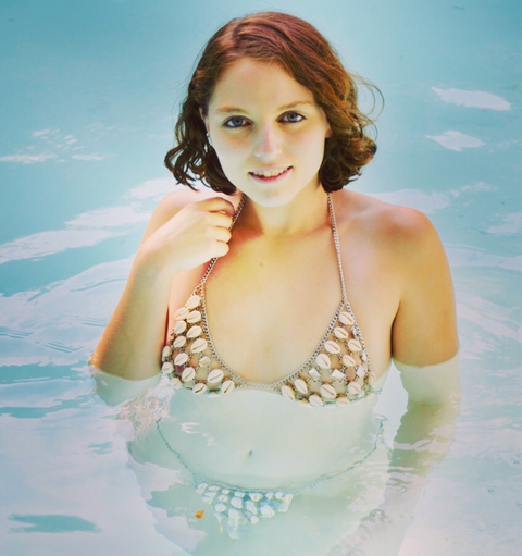 AnnasparksTV cover image
