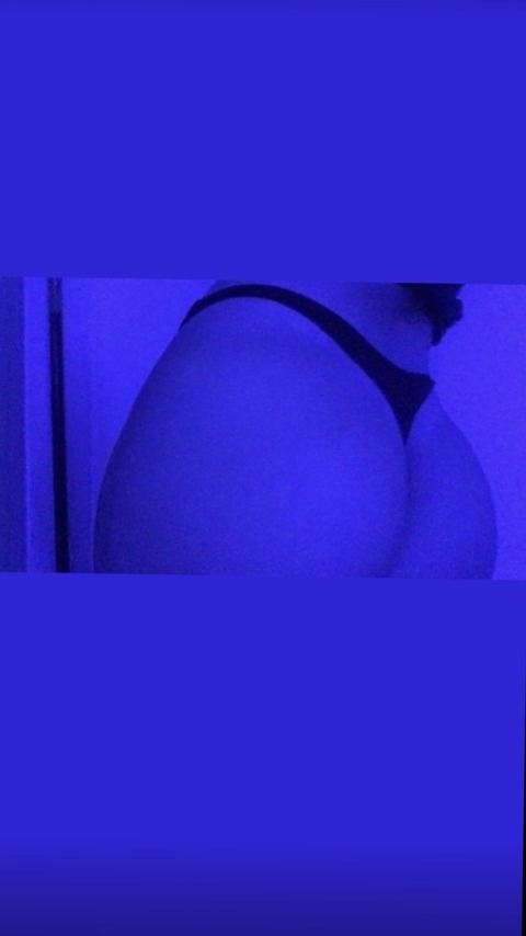 Anny Novoa cover image