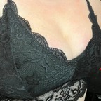 Anonymous Busty Bitches avatar
