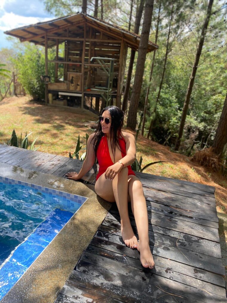Anyi Lorena Rubiano cover image