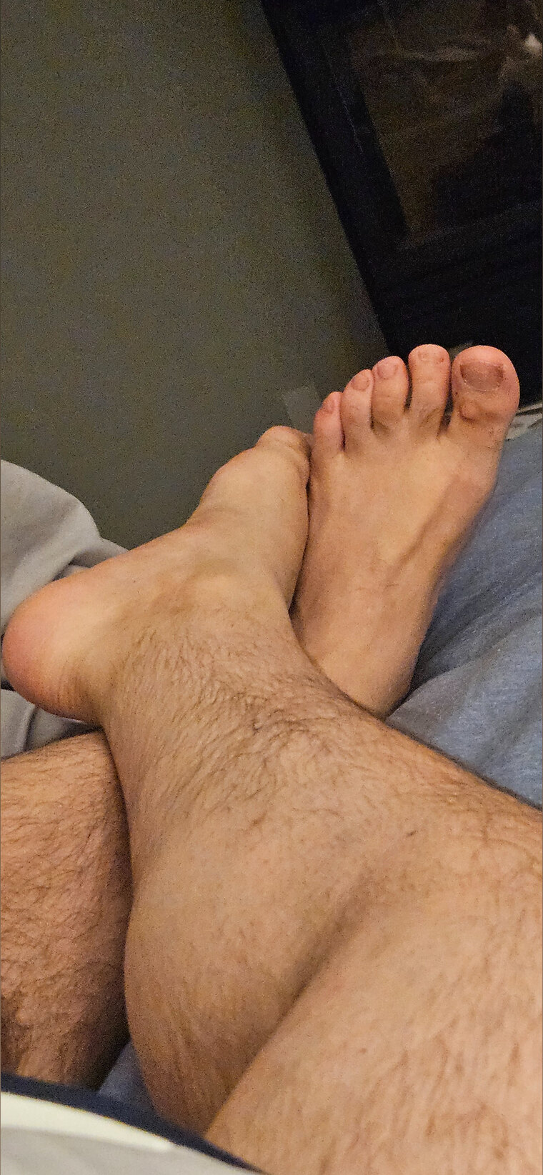 Arab feet lover cover image