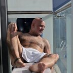 Arab dilf avatar