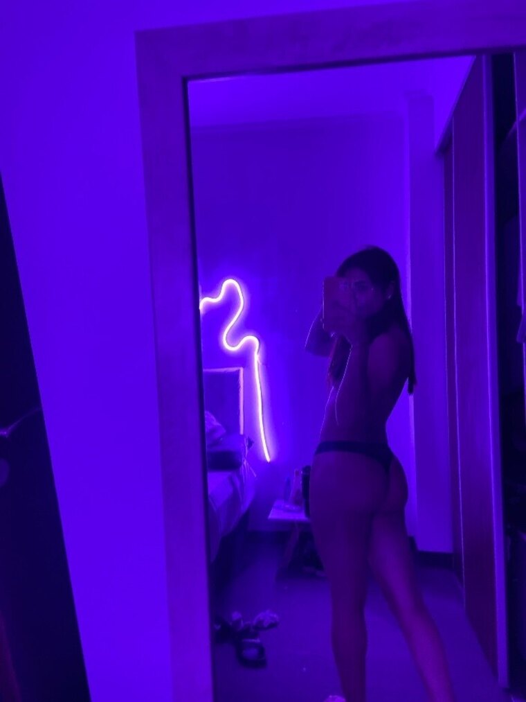 Ariana🧸 banner image