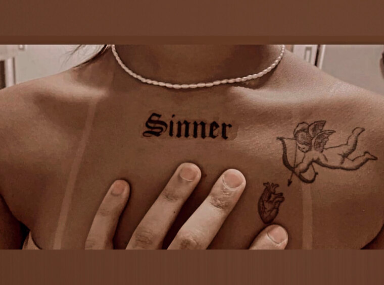 Ariela Barros banner image
