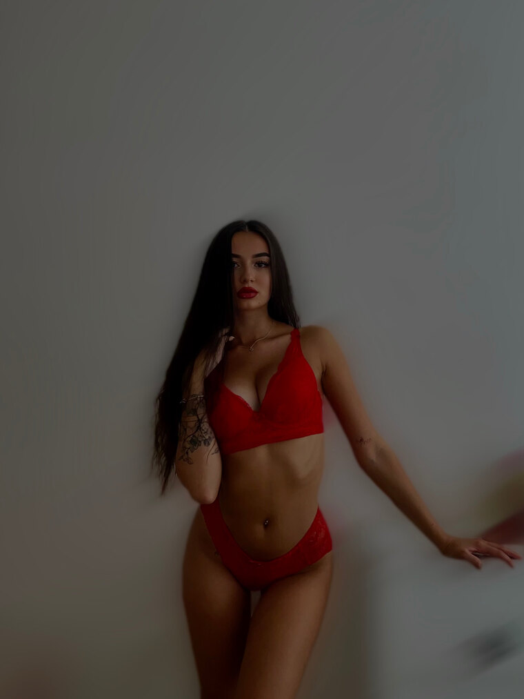 Ariii🫦 banner image