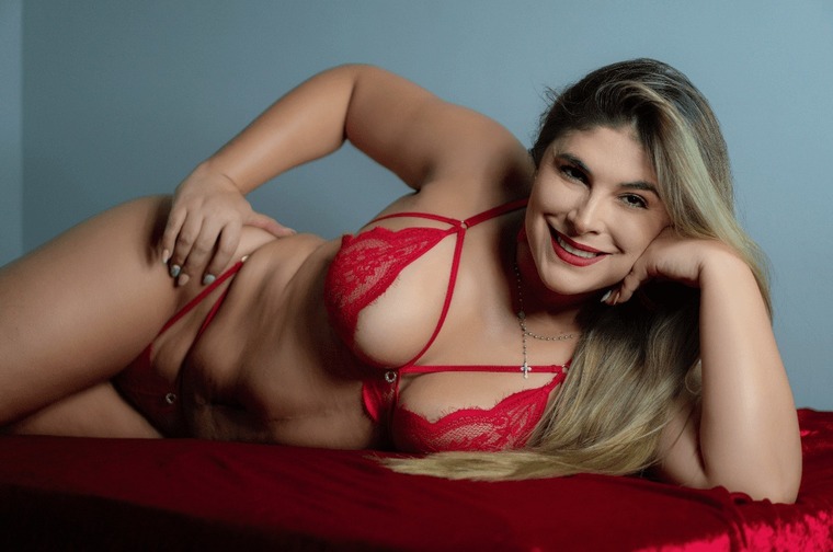 Ariana Smith banner image