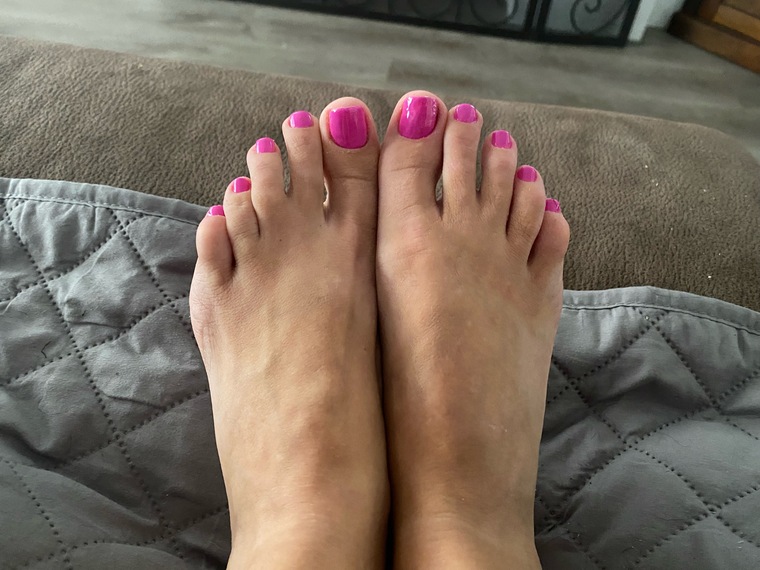 AriesSexyFeet banner image