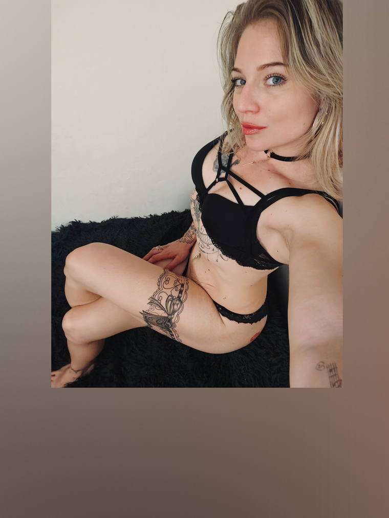 Artemiss33 cover image