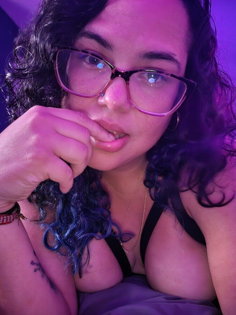 AshlynnLove ๐ banner image