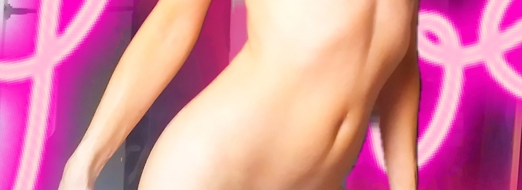 Ashlyn Summers banner image