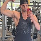 Ashtonlikestoplay avatar