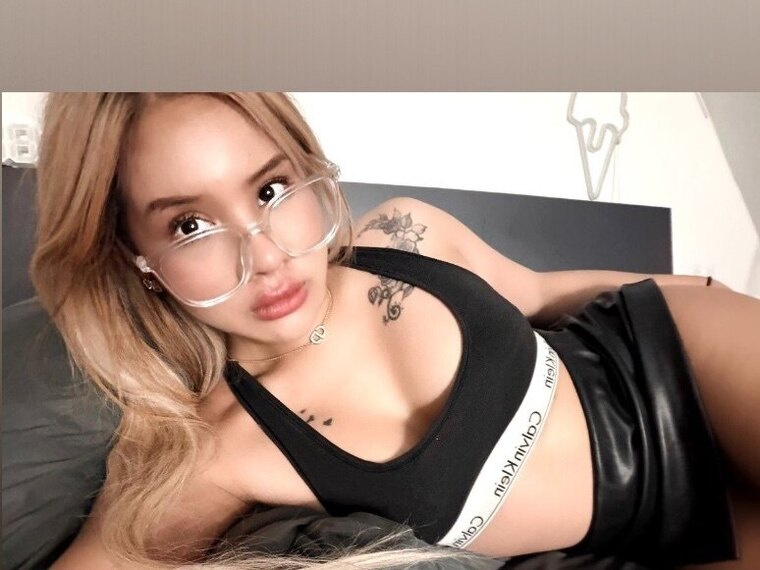 Viktoria✨ banner image