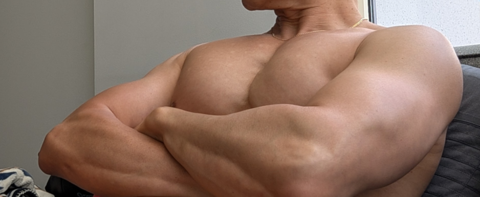 Asian Dom Dad Exclusives banner image